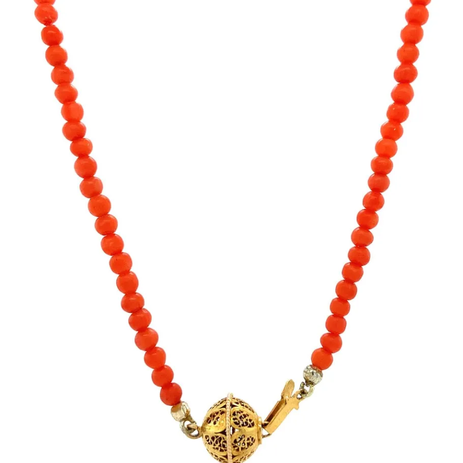 Blood coral necklace with gold clasp 14 krt>Vintage Jewellery Fashion