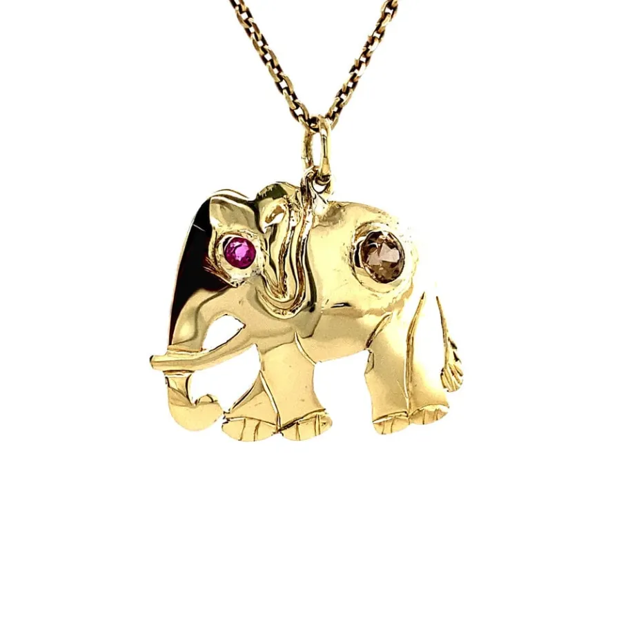 elephant_pendant_with_rub_2.webp Elephant pendant with ruby and zircon 12 krt>Vintage Jewellery Outlet