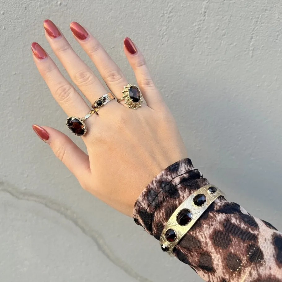 Gold bangle with garnet 14 krt>Vintage Jewellery Discount