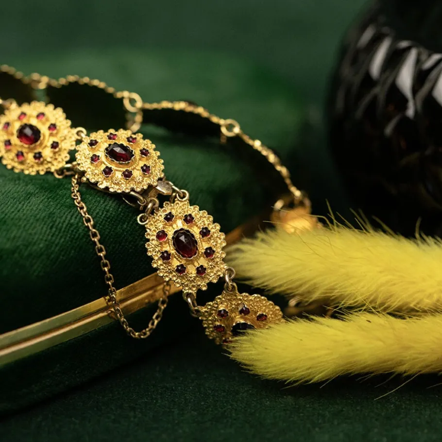 Gold bracelet with garnet 14 krt>Vintage Jewellery Discount