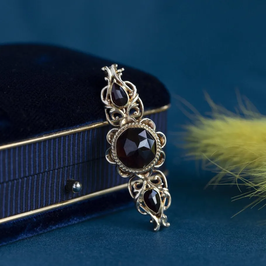 Gold brooch with garnet 14 krt>Vintage Jewellery Best