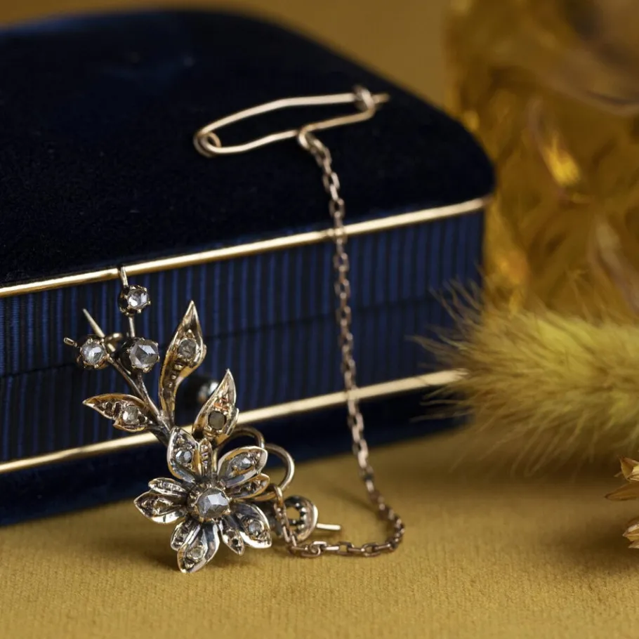 Gold brooch with rose diamond 14 krt>Vintage Jewellery Discount