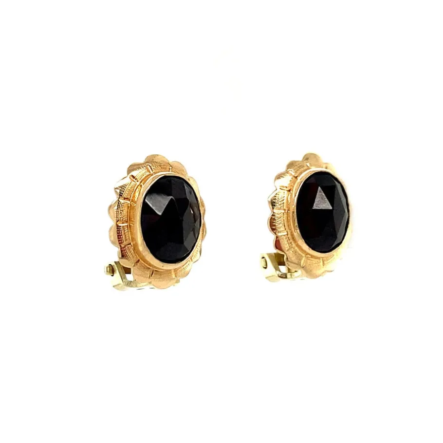 gold_ear_clips_with_garne_2.webp Gold ear clips with garnet 14 krt>Vintage Jewellery Fashion