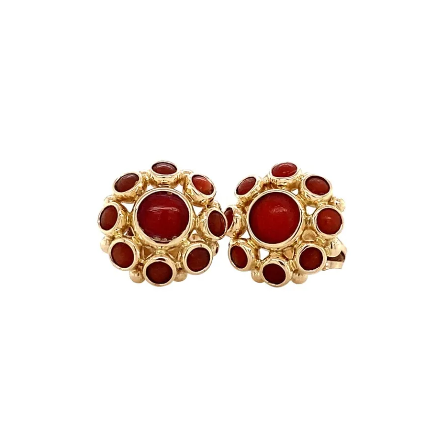 Gold ear studs with blood coral 14 krt>Vintage Jewellery Best