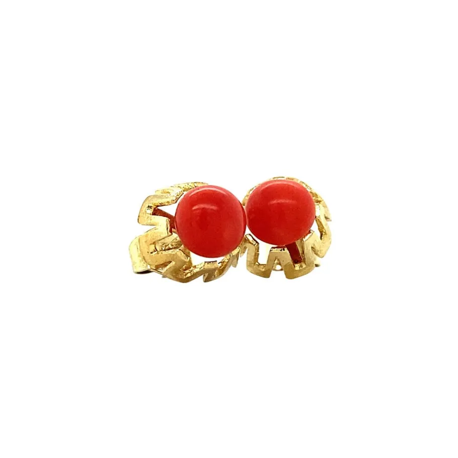 gold_ear_studs_with_blood_2-6.webp Gold ear studs with blood coral 14 krt>Vintage Jewellery New