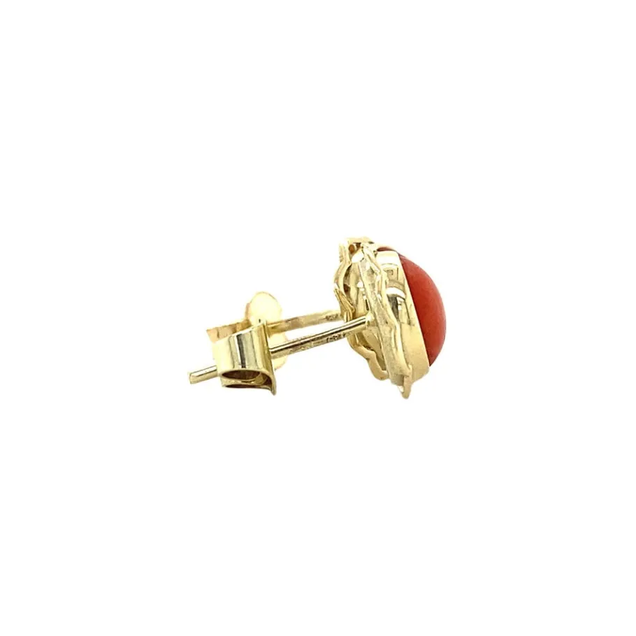 gold_ear_studs_with_blood_3-8.webp Gold ear studs with blood coral 14 krt>Vintage Jewellery Online