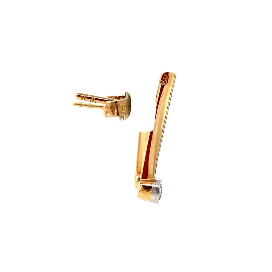 gold_ear_studs_with_diamo_3.webp Gold ear studs with diamond 14 krt/900>Vintage Jewellery Online