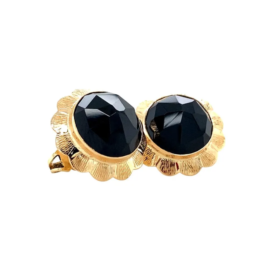 gold_ear_studs_with_garne_2.webp Gold ear studs with garnet 14 krt>Vintage Jewellery Sale