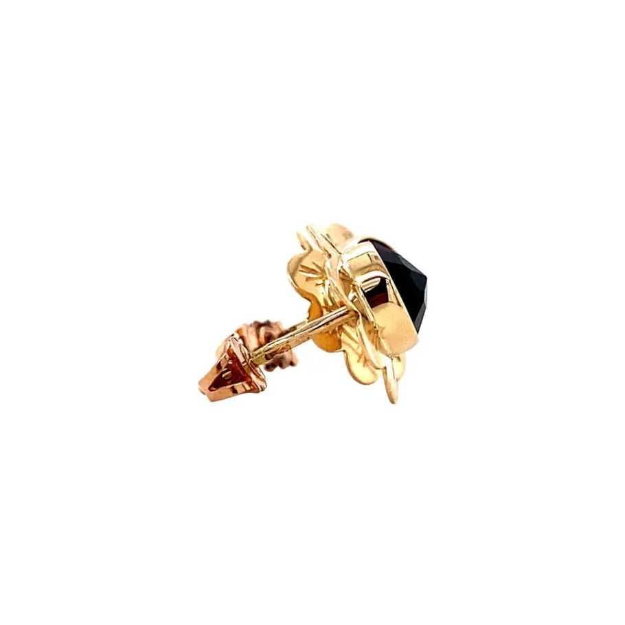 gold_ear_studs_with_garne_3-2.webp Gold ear studs with garnet 14 krt>Vintage Jewellery Best