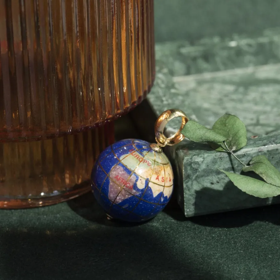 Gold globe pendant 18 krt>Vintage Jewellery Fashion