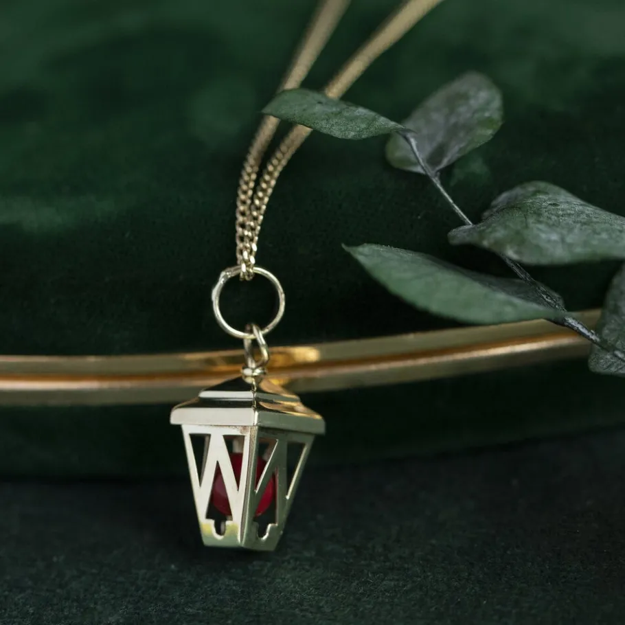 Gold lantern pendant with blood coral 14 krt>Vintage Jewellery Sale