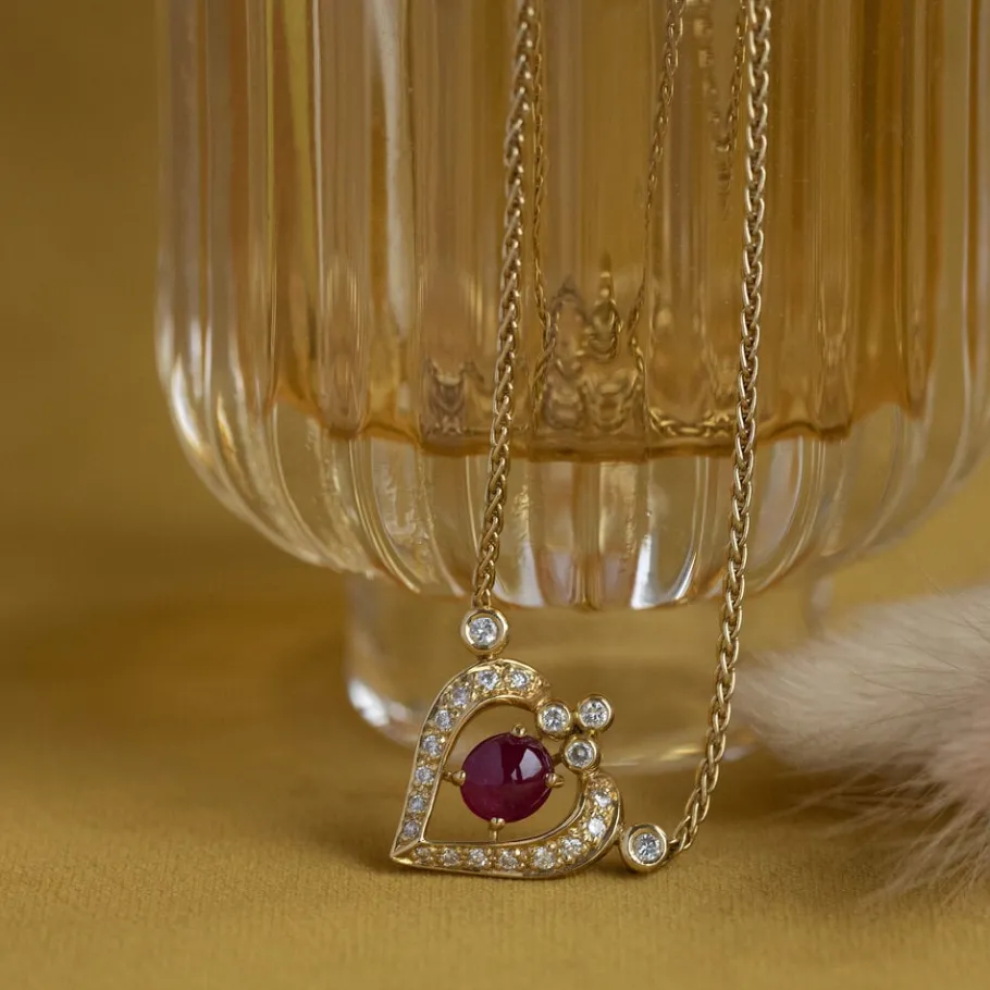 Gold necklace with ruby and diamond pendant 18 krt>Vintage Jewellery Hot
