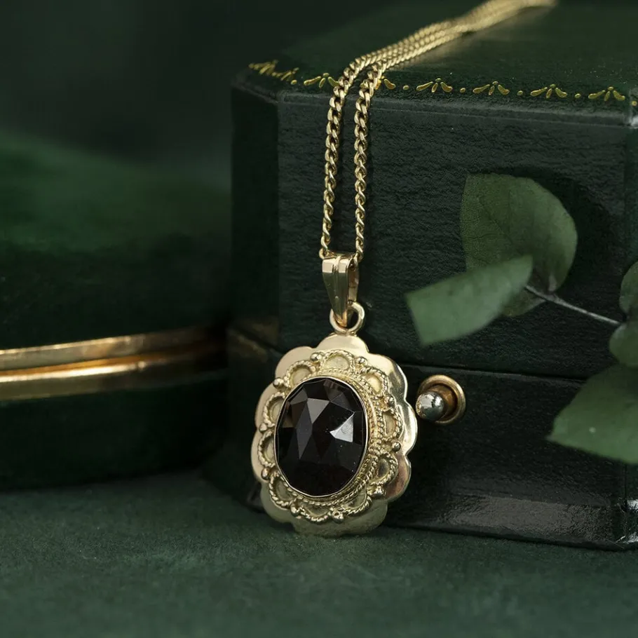 Gold pendant garnet 14 krt>Vintage Jewellery Online