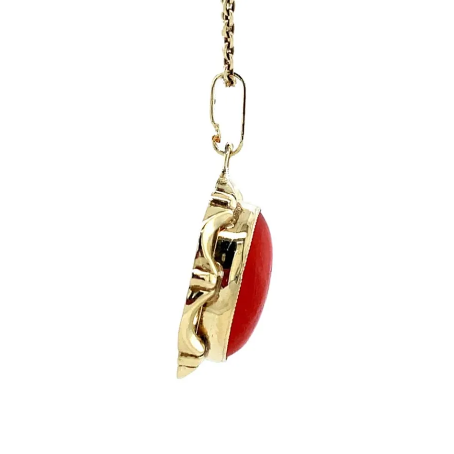 gold_pendant_with_blood_c_3-4.webp Gold pendant with blood coral 14 krt>Vintage Jewellery Outlet