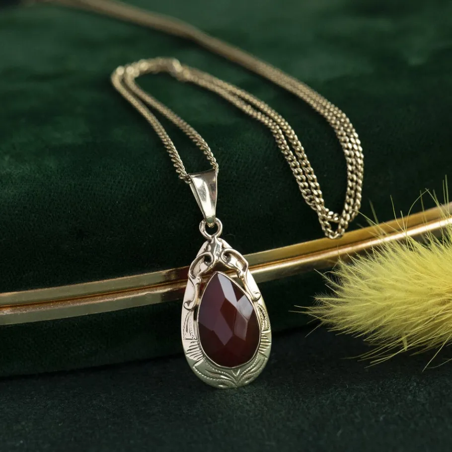Gold pendant with carnelian 14 krt>Vintage Jewellery Online