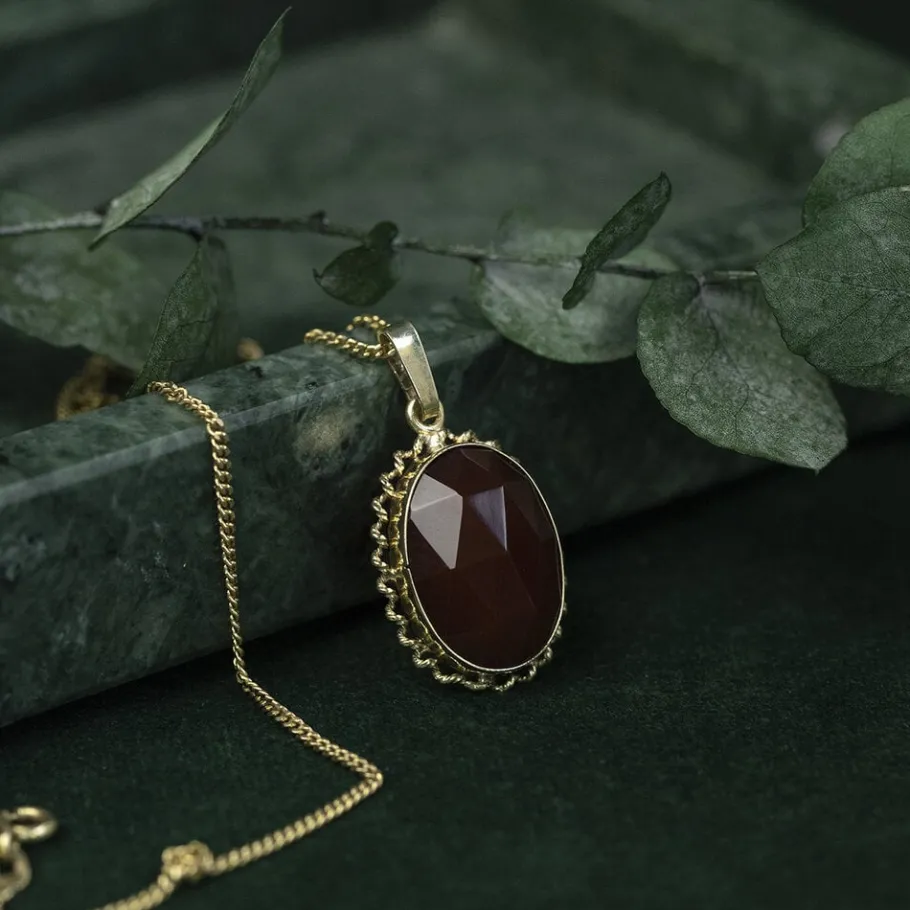 Gold pendant with carnelian 14 krt>Vintage Jewellery Best