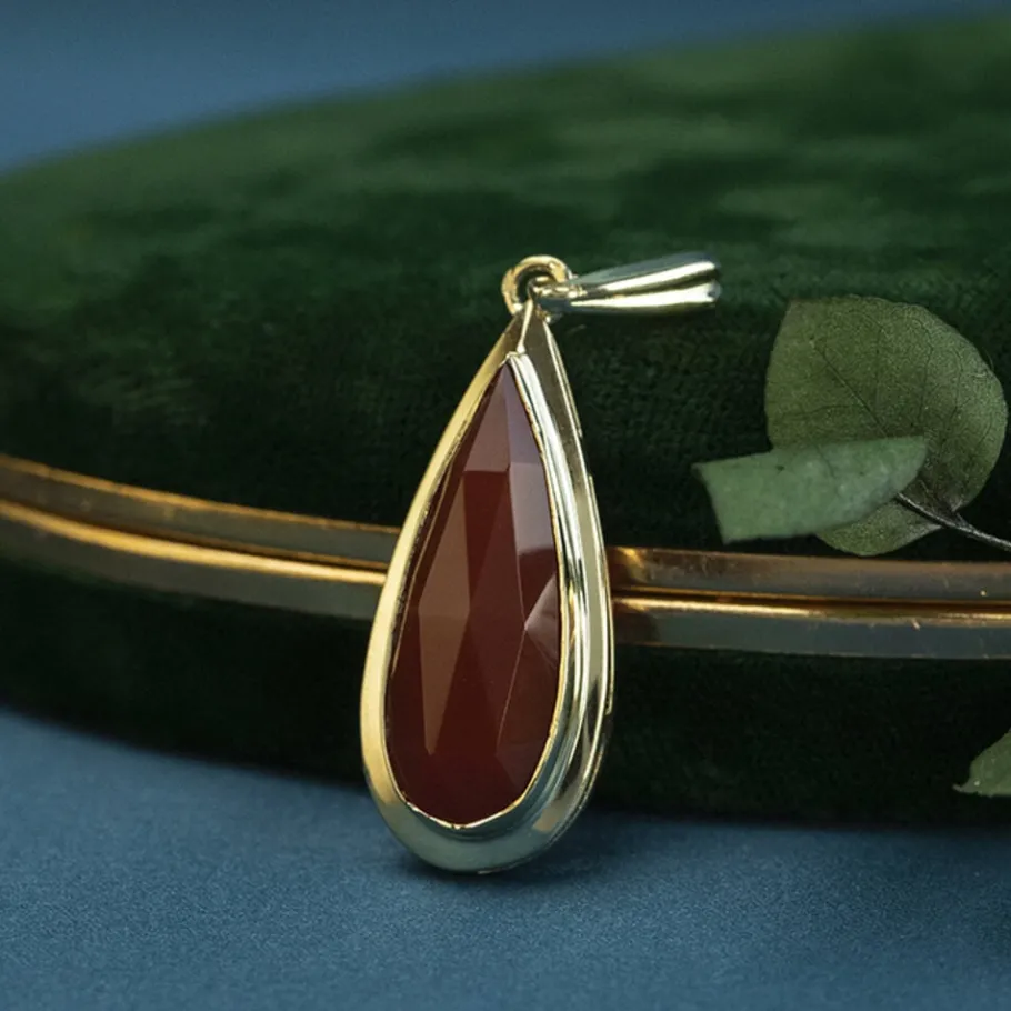 Gold pendant with carnelian 14 krt>Vintage Jewellery Outlet