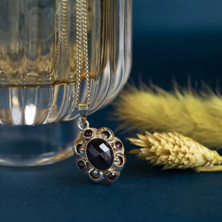Gold pendant with garnet 14 krt>Vintage Jewellery New