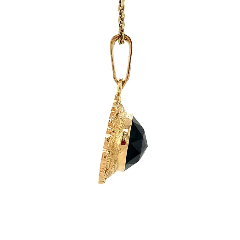 gold_pendant_with_garnet__3-2.webp Gold pendant with garnet 14 krt>Vintage Jewellery Sale