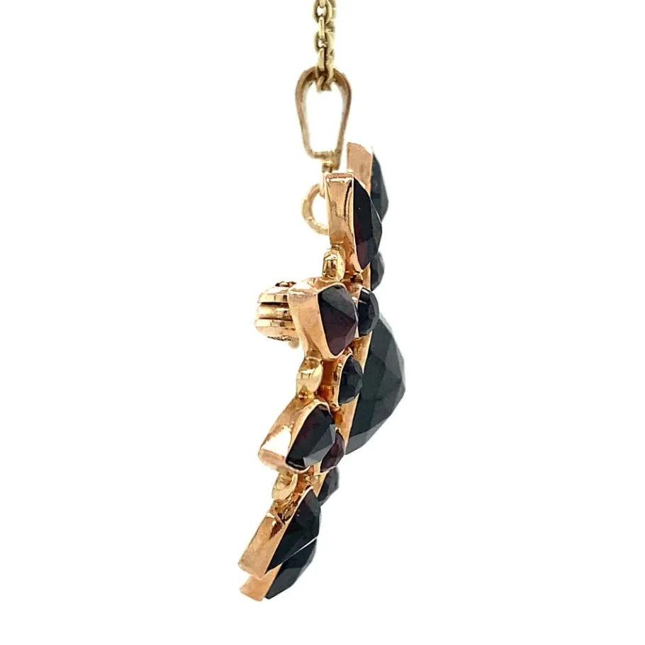 gold_pendant_with_garnet__3-38.webp Gold pendant with garnet 14 krt>Vintage Jewellery Clearance