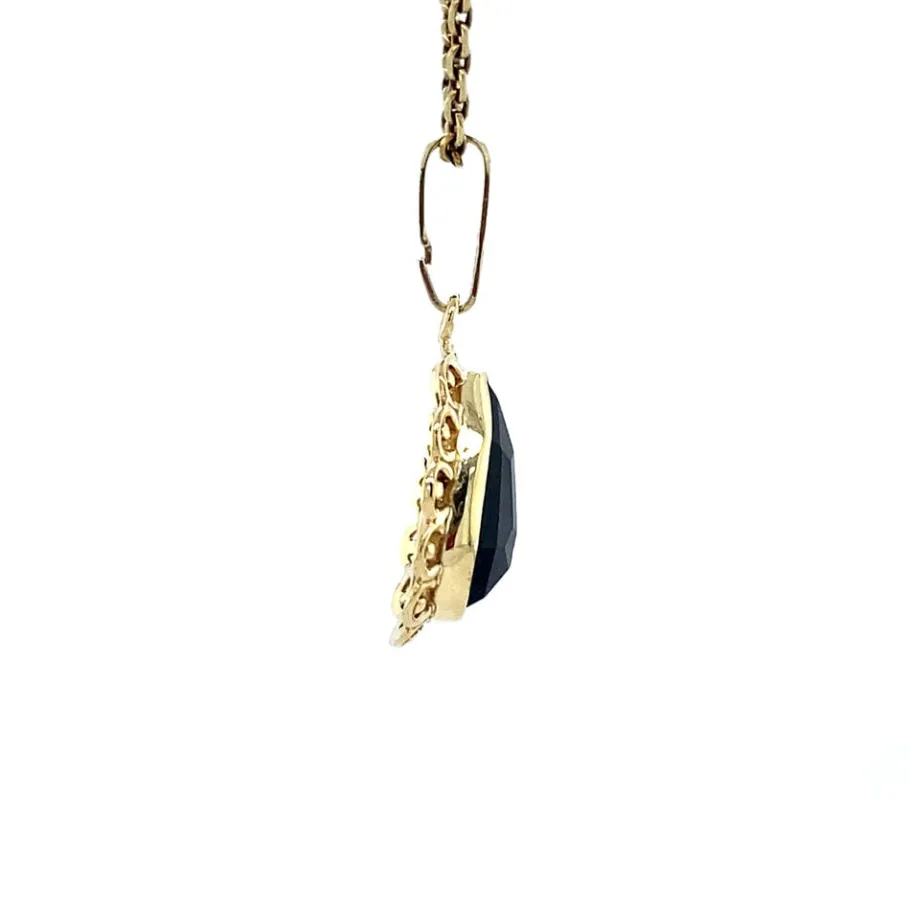 gold_pendant_with_garnet__3-5.webp Gold pendant with garnet 14 krt>Vintage Jewellery Sale