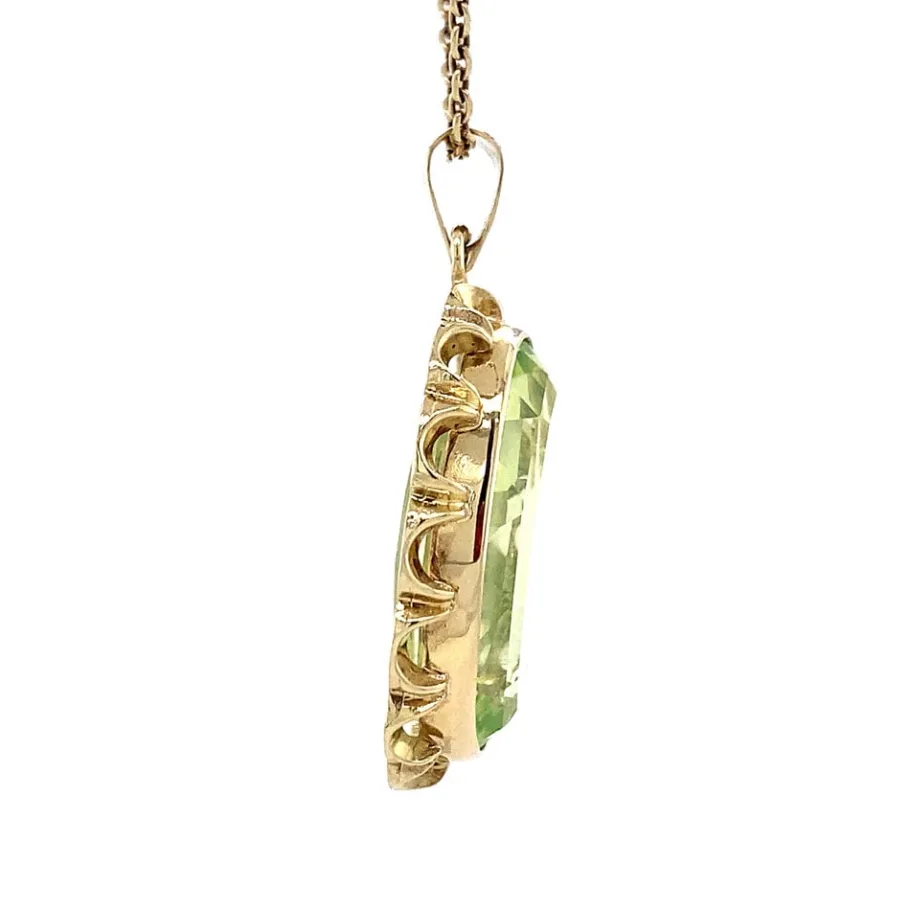 gold_pendant_with_green_s_3-5.webp Gold pendant with green spinel 14 krt>Vintage Jewellery Discount