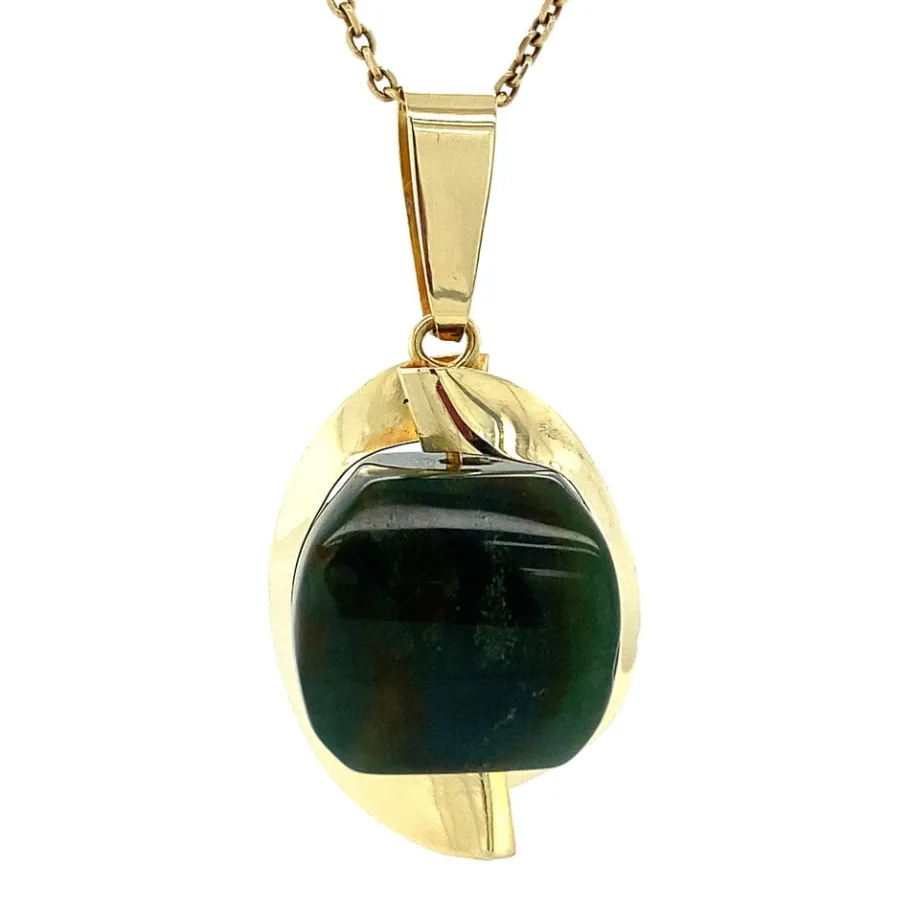 Gold pendant with jade 14 krt>Vintage Jewellery Best