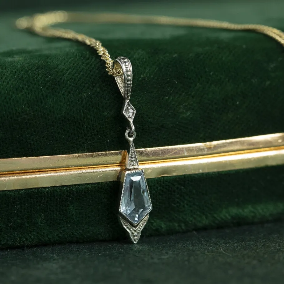 Gold pendant with spinel and rose diamond 14 krt>Vintage Jewellery New