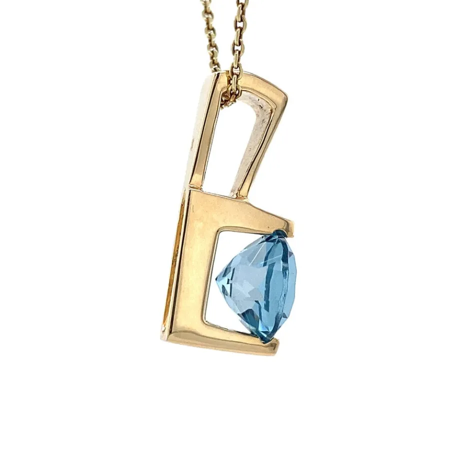 gold_pendant_with_topaz___3-1.webp Gold pendant with topaz 14 krt>Vintage Jewellery Best