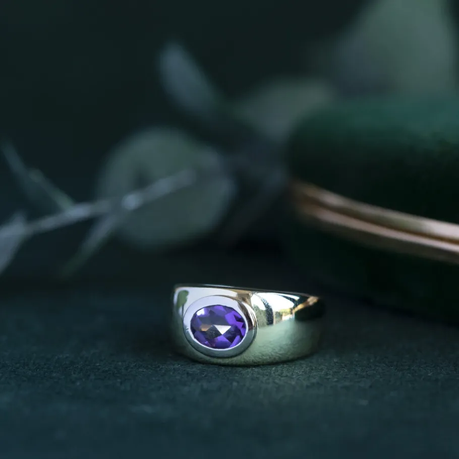 Gold ring with amethyst 14 krt>Vintage Jewellery Discount