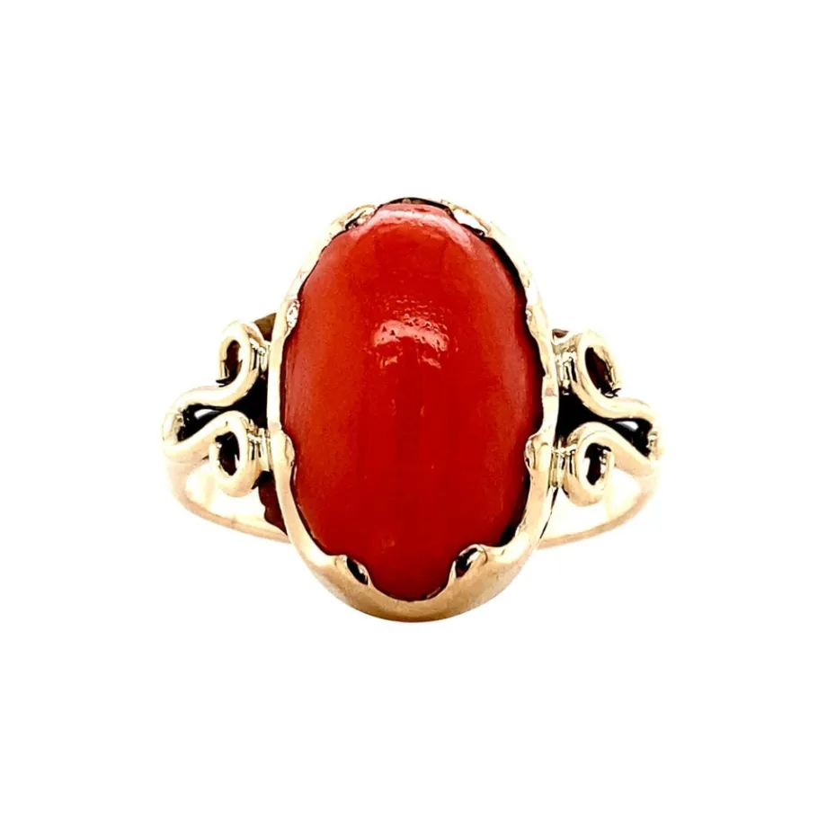 Gold ring with blood coral 14 krt>Vintage Jewellery Fashion