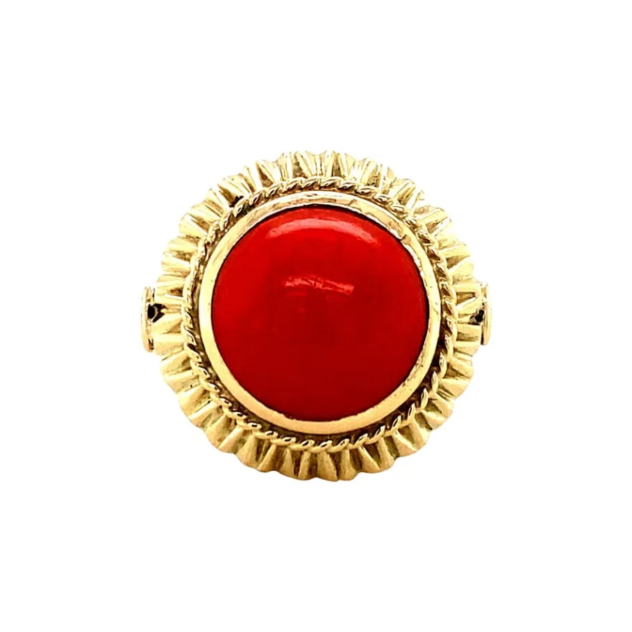 Gold ring with blood coral 14 krt>Vintage Jewellery Sale
