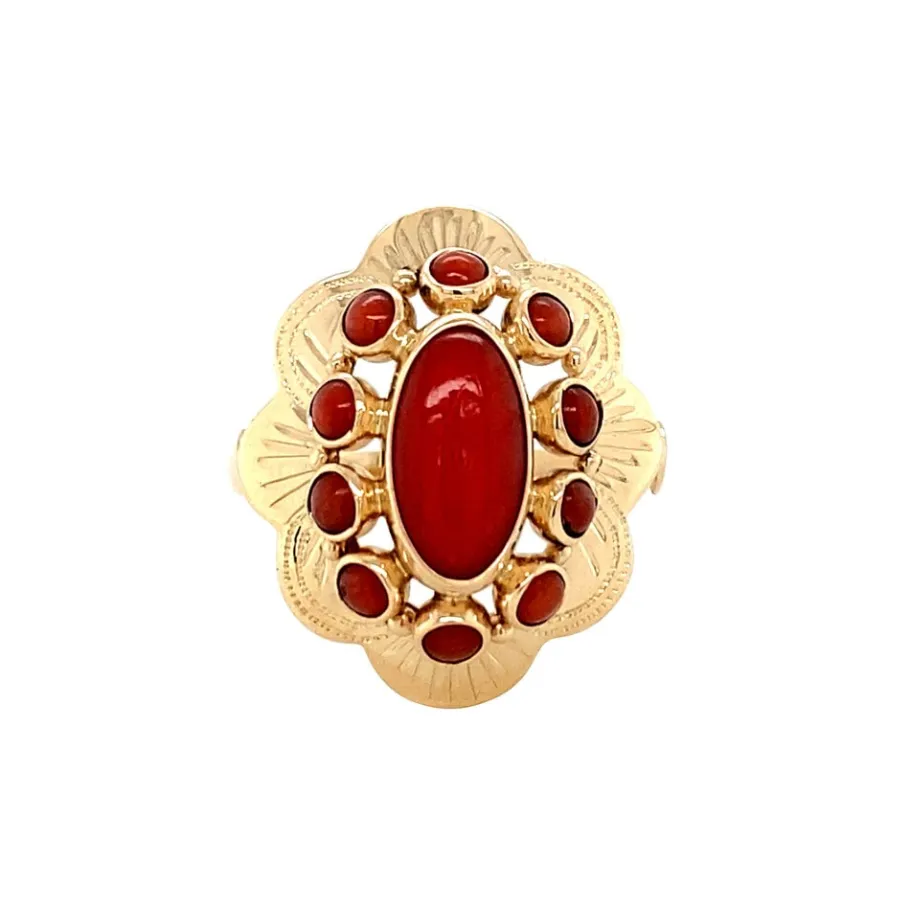 Gold ring with blood coral 14 krt>Vintage Jewellery Fashion