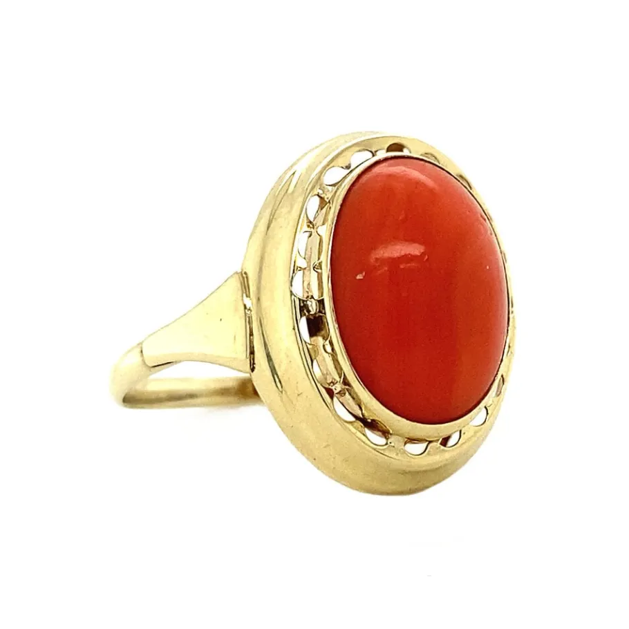 gold_ring_with_blood_cora_2-17.webp Gold ring with blood coral 14 krt>Vintage Jewellery Clearance