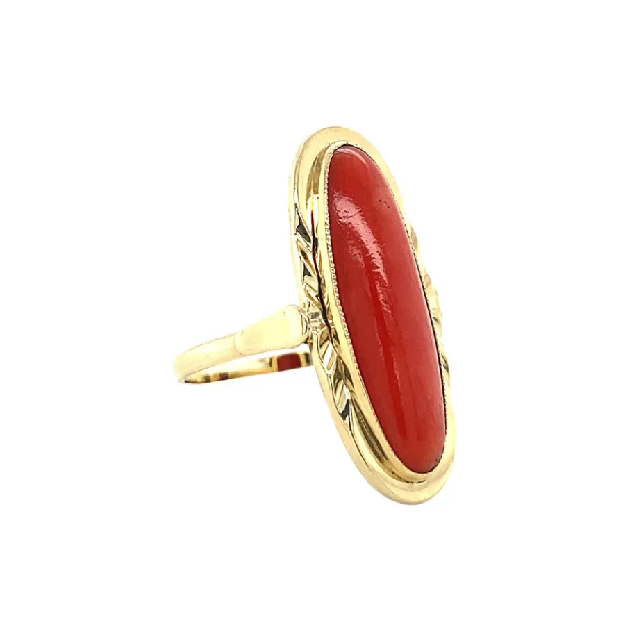 gold_ring_with_blood_cora_2-24.webp Gold ring with blood coral 14 krt>Vintage Jewellery Sale