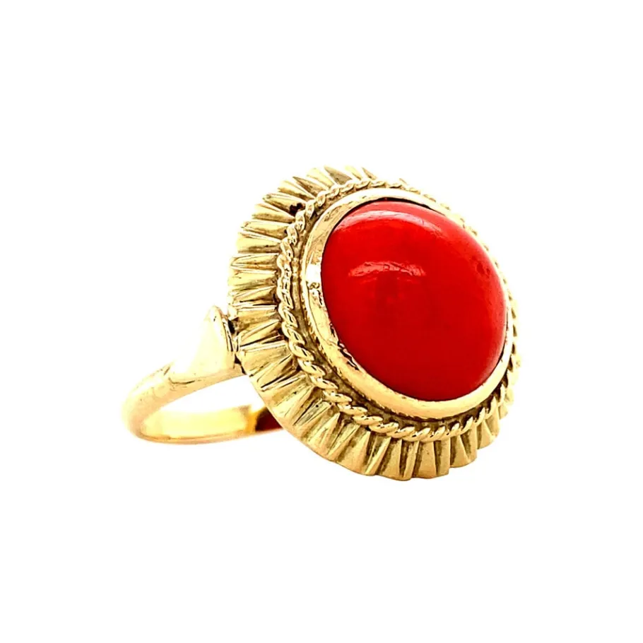 gold_ring_with_blood_cora_2-7.webp Gold ring with blood coral 14 krt>Vintage Jewellery Sale