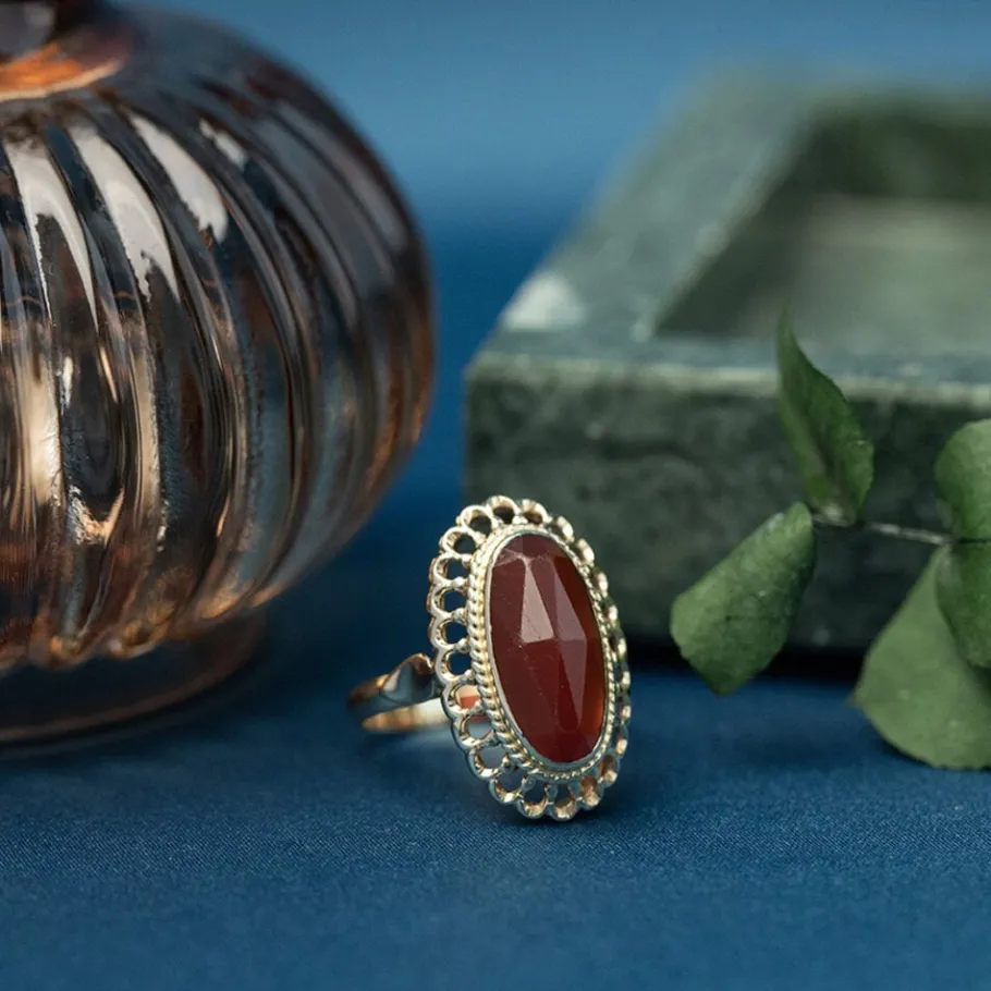Gold ring with carnelian 14 krt>Vintage Jewellery Discount