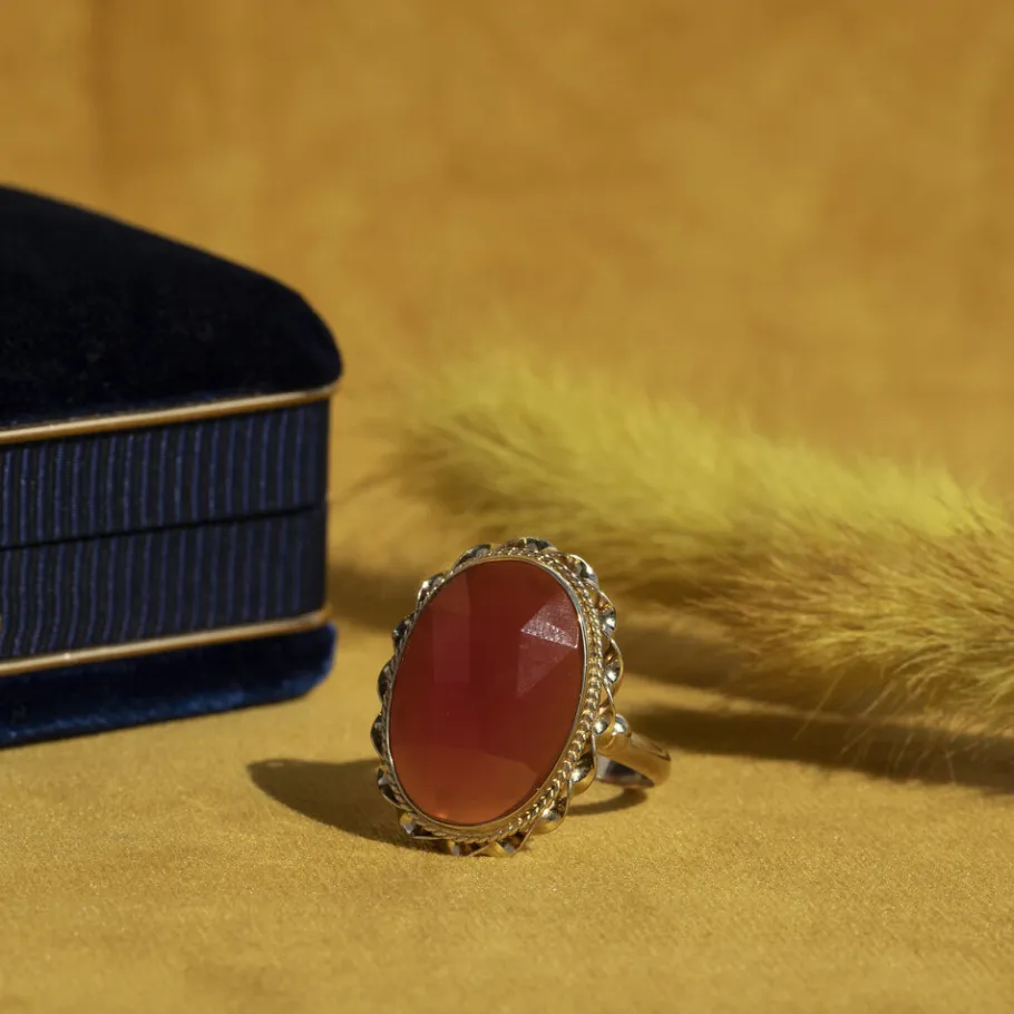 Gold ring with carnelian 14 krt>Vintage Jewellery Online