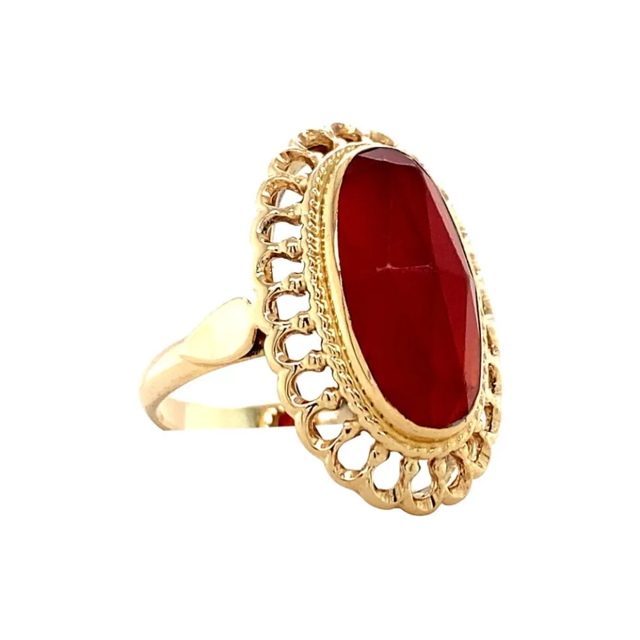 gold_ring_with_carnelian__2-1.webp Gold ring with carnelian 14 krt>Vintage Jewellery Discount