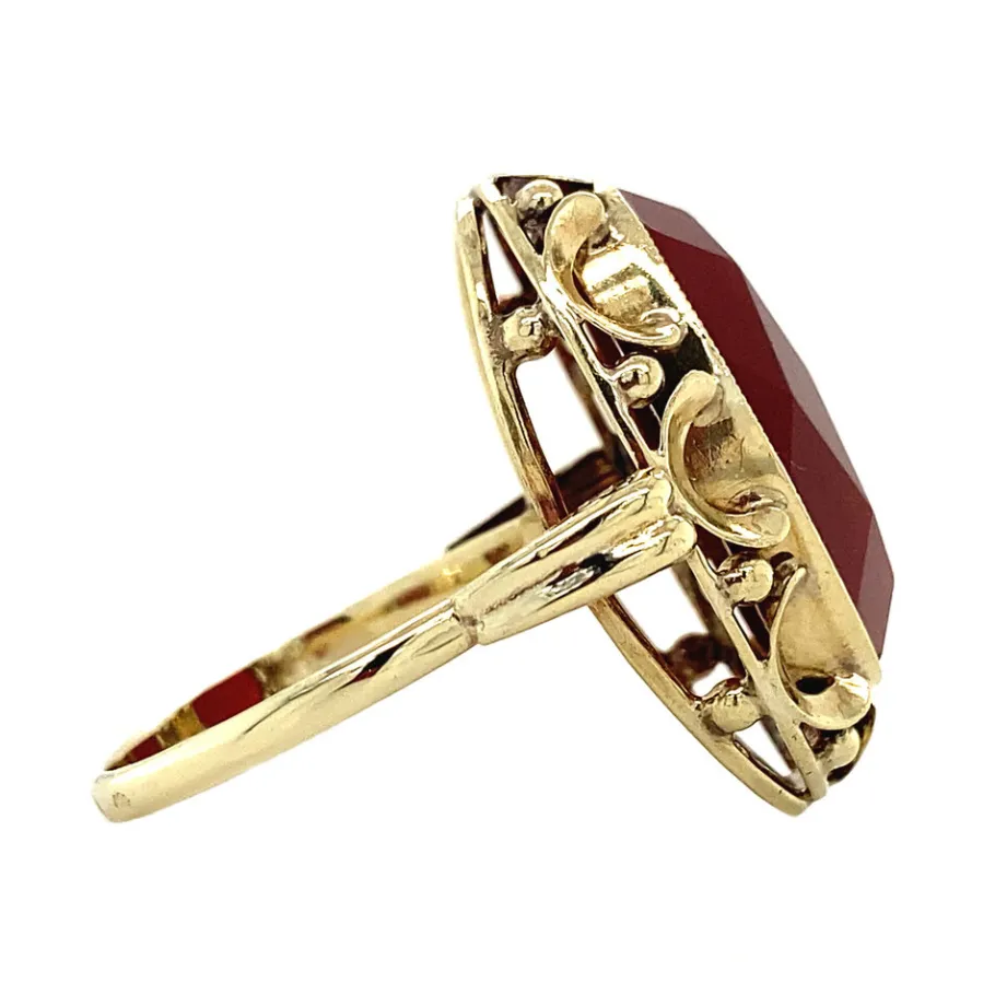gold_ring_with_carnelian__3-9.webp Gold ring with carnelian 14 krt>Vintage Jewellery Sale
