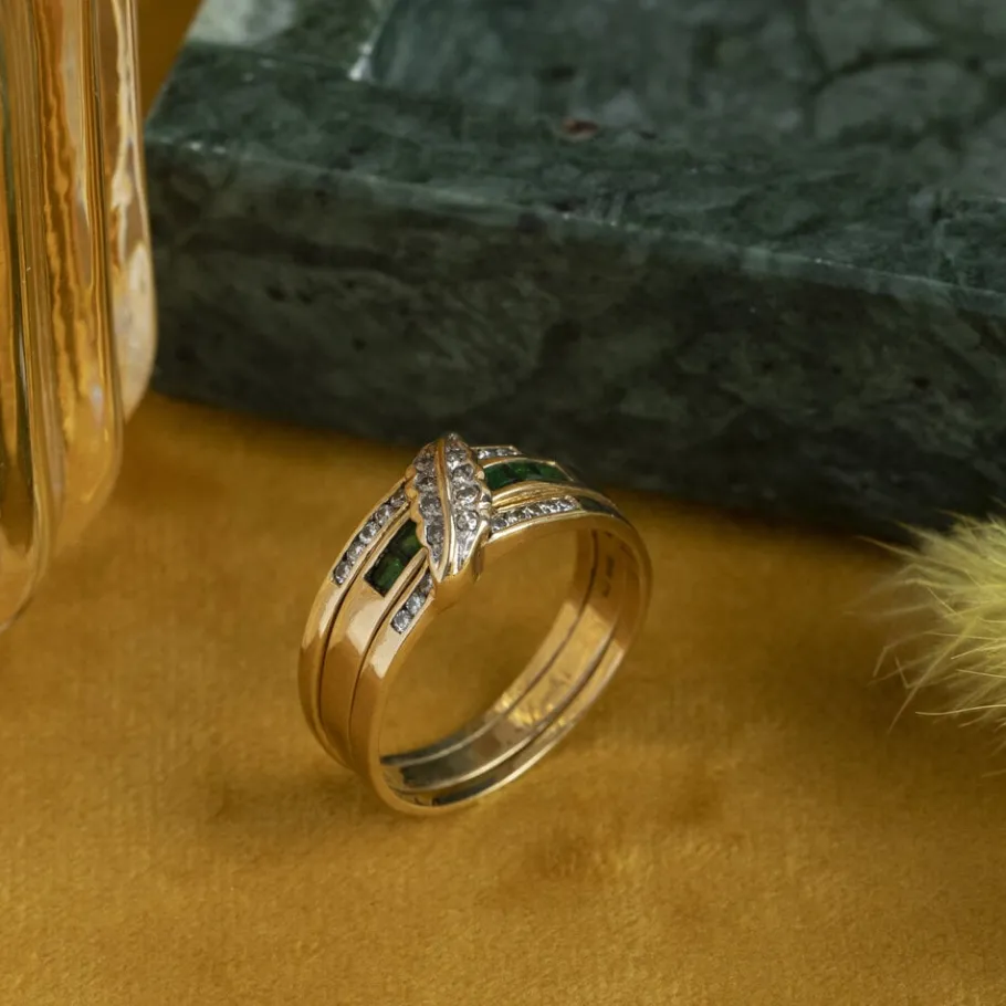 Gold ring with emerald and diamond 18 krt>Vintage Jewellery Hot