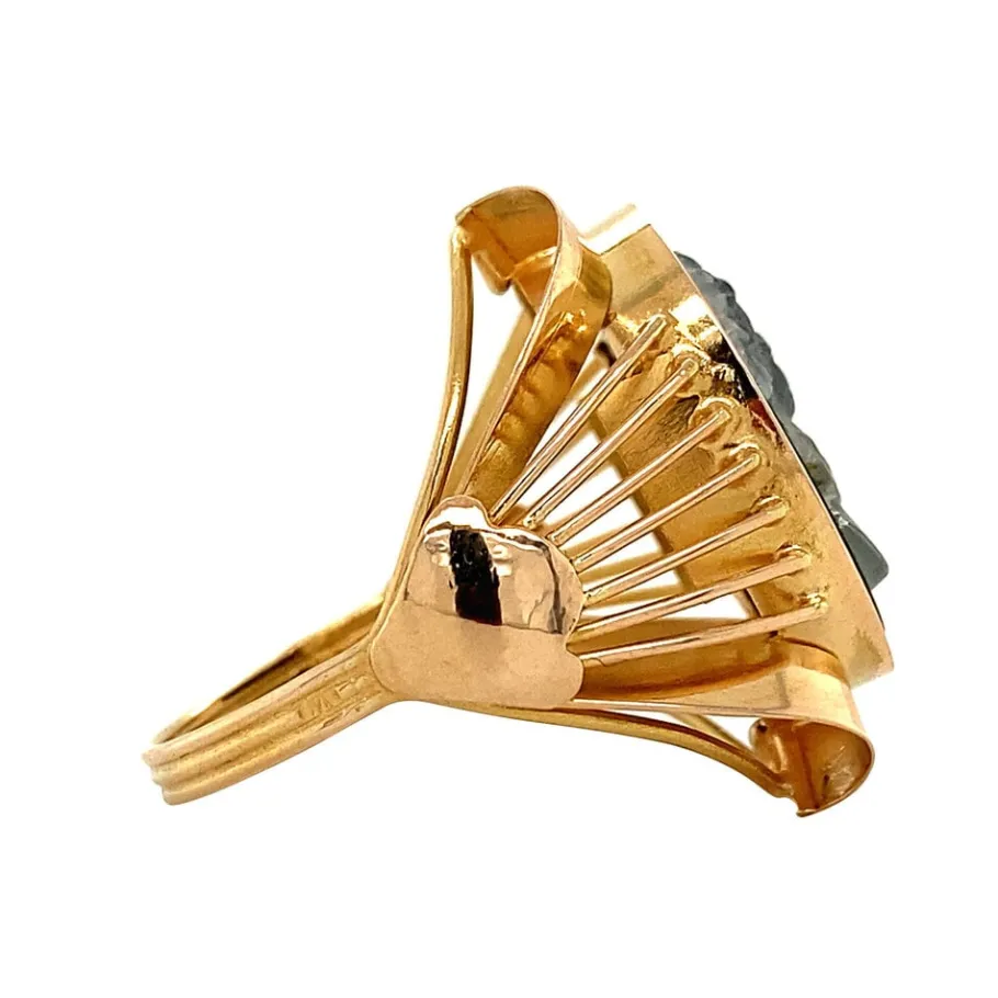 gold_ring_with_glass_came_3.webp Gold ring with glass cameo 18 krt>Vintage Jewellery Best