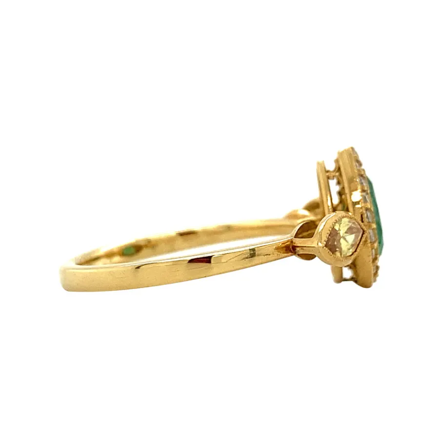 gold_ring_with_moissanite_3.webp Gold ring with moissanite, emerald and diamonds 18 krt>Vintage Jewellery Best