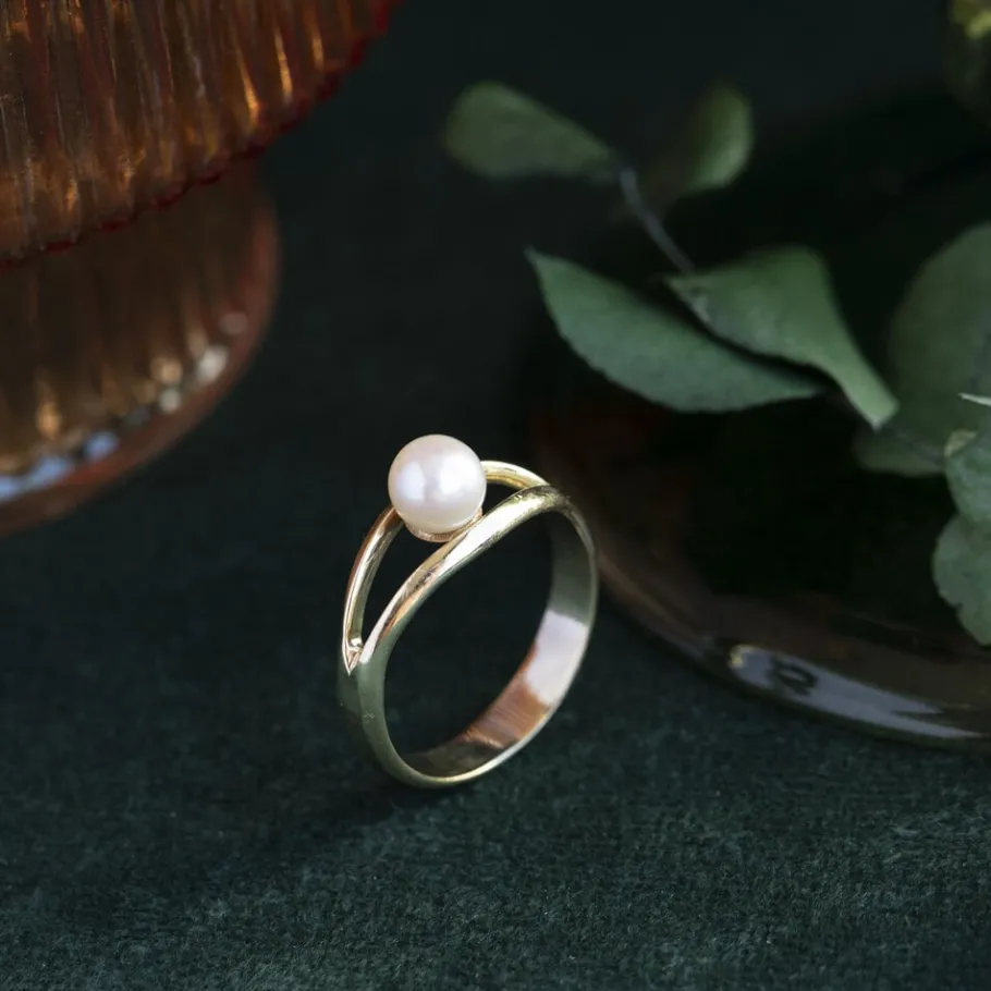 Gold ring with pearl 14 krt>Vintage Jewellery Online