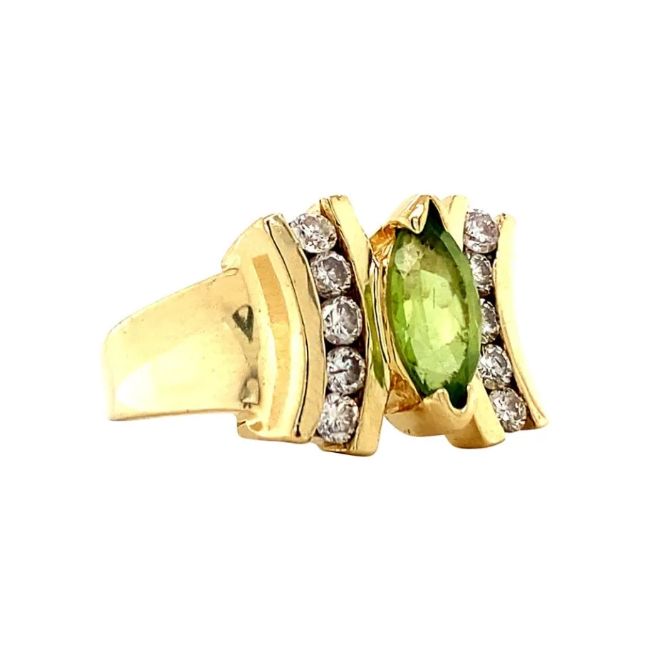 gold_ring_with_peridote_a_2.webp Gold ring with peridote and diamonds 14 krt>Vintage Jewellery Discount