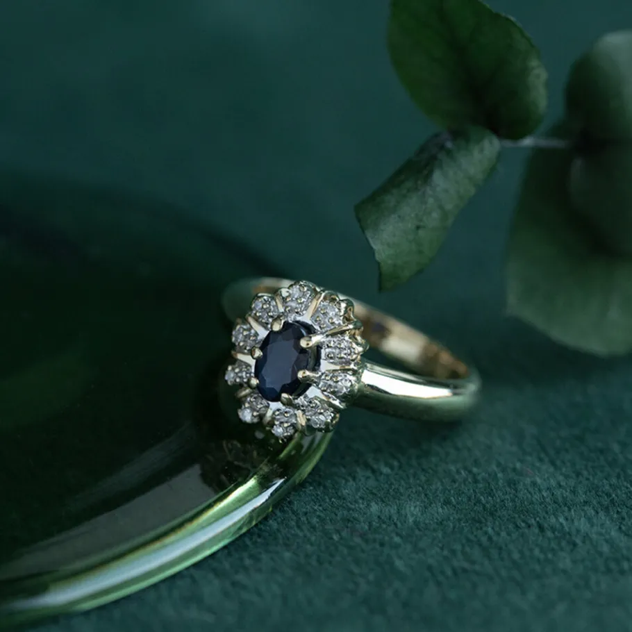 Gold ring with sapphire and diamond 14 krt>Vintage Jewellery Clearance