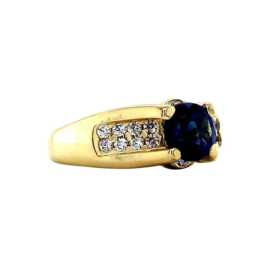 gold_ring_with_sapphire_a_2-1.webp Gold ring with sapphire and zirconia 14 krt>Vintage Jewellery Clearance