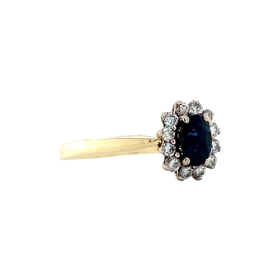 gold_ring_with_sapphire_a_2-13.webp Gold ring with sapphire and diamond 14 krt>Vintage Jewellery Clearance
