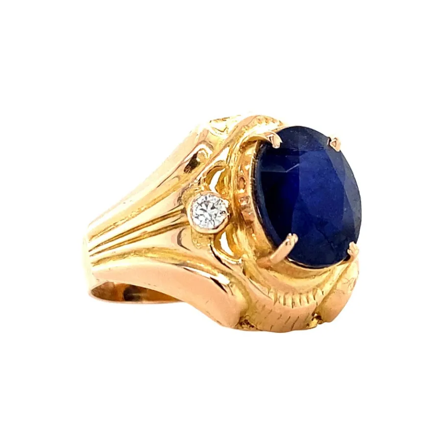 gold_ring_with_sapphire_a_2-5.webp Gold ring with sapphire and diamond 14 krt>Vintage Jewellery New