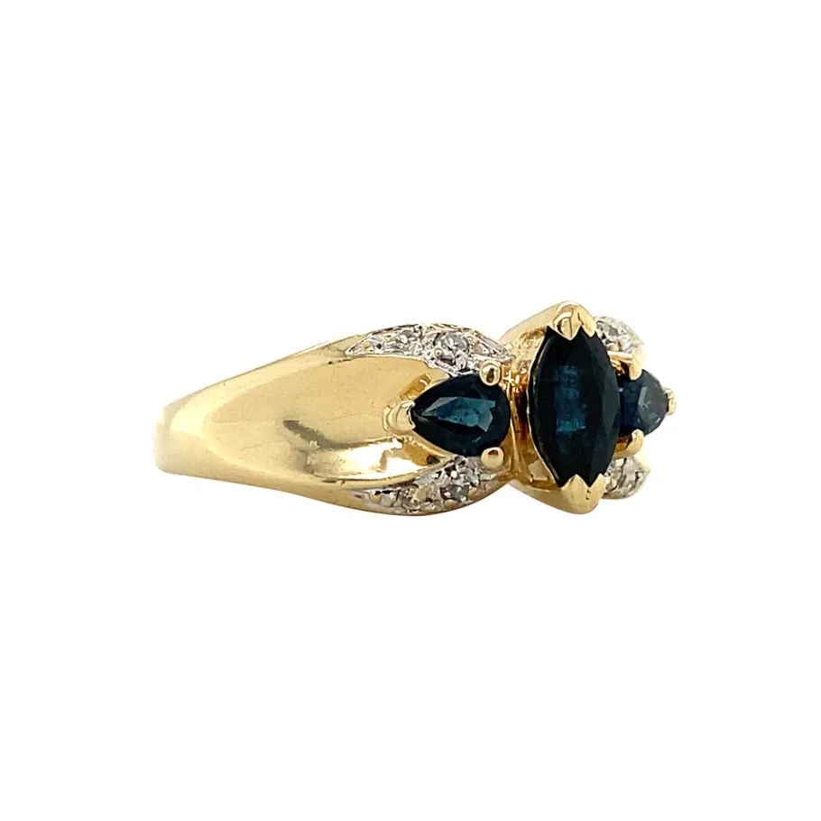 gold_ring_with_sapphire_a_2-6.webp Gold ring with sapphire and diamond 14 krt>Vintage Jewellery Clearance